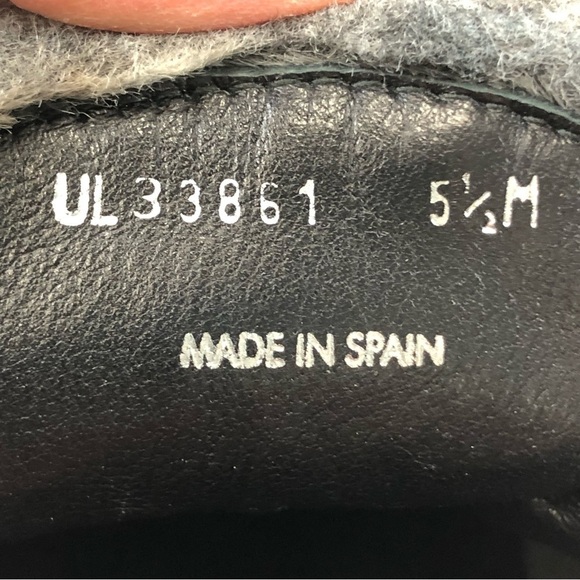 STUART Weitzman black fur trim sneaker boot Size 5.5 - Picture 5 of 8